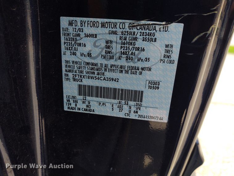 image for item EQ9411 2004 Ford F150 SuperCab pickup truck