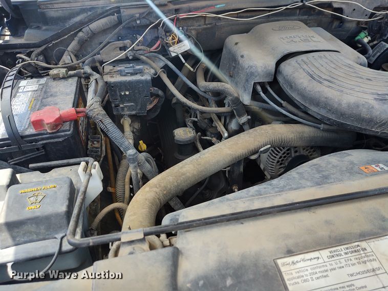 image for item EQ9411 2004 Ford F150 SuperCab pickup truck