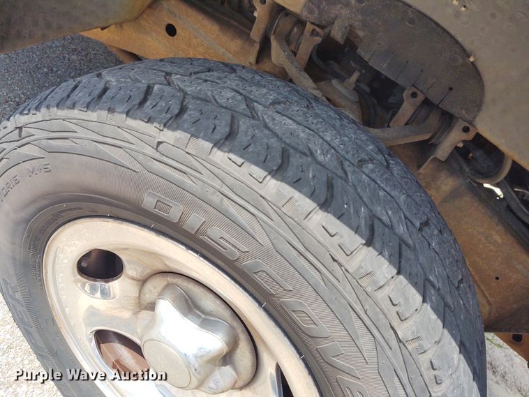 image for item EQ9411 2004 Ford F150 SuperCab pickup truck