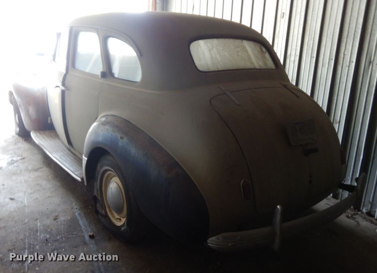 image for item FN9301 1940 Chevrolet Master Deluxe