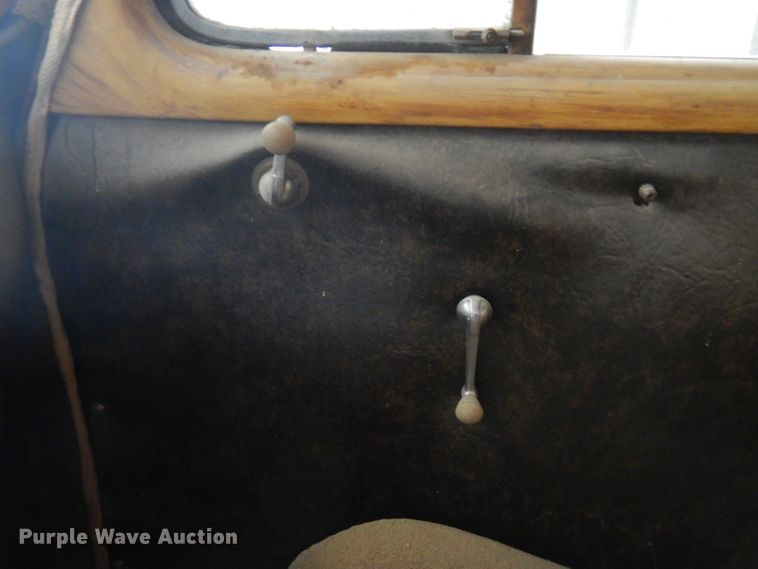 image for item FN9301 1940 Chevrolet Master Deluxe