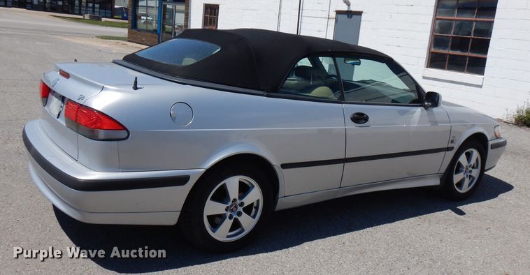 image for item FN9375 2003 Saab 9-3  convertible