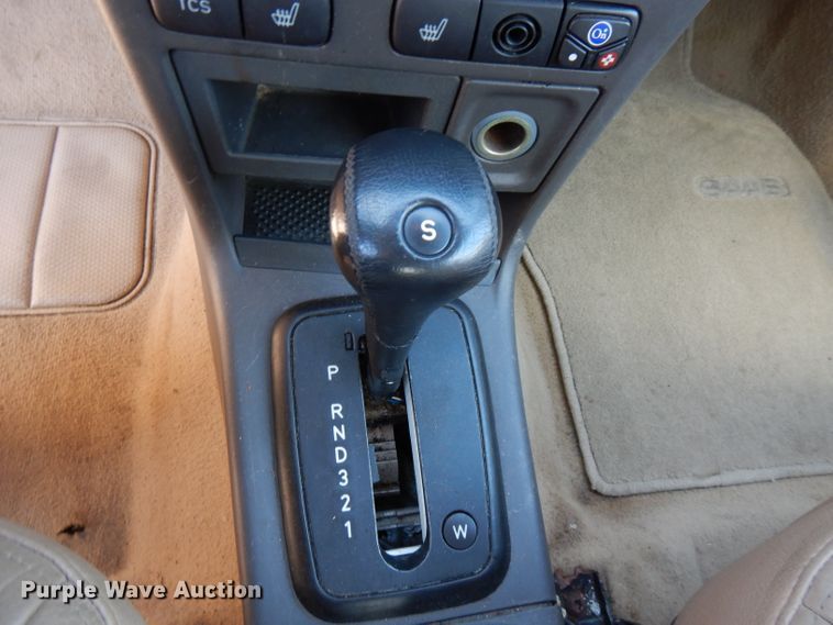 image for item FN9375 2003 Saab 9-3  convertible