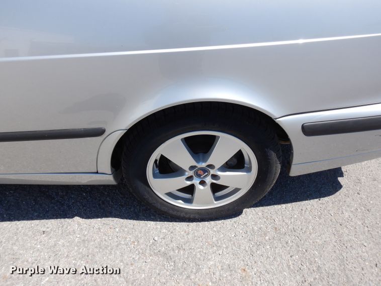 image for item FN9375 2003 Saab 9-3  convertible