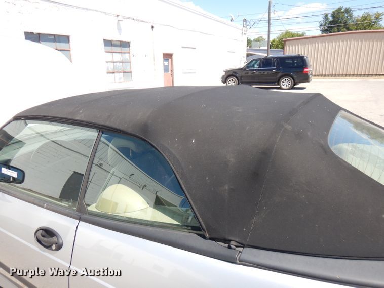 image for item FN9375 2003 Saab 9-3  convertible