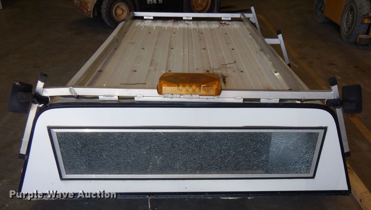 image for item FN9382 Leer topper