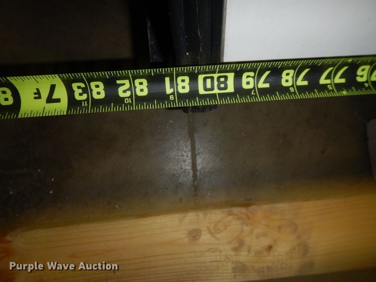 image for item FN9382 Leer topper