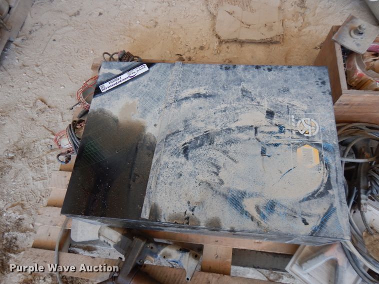 image for item FN9387 Tools