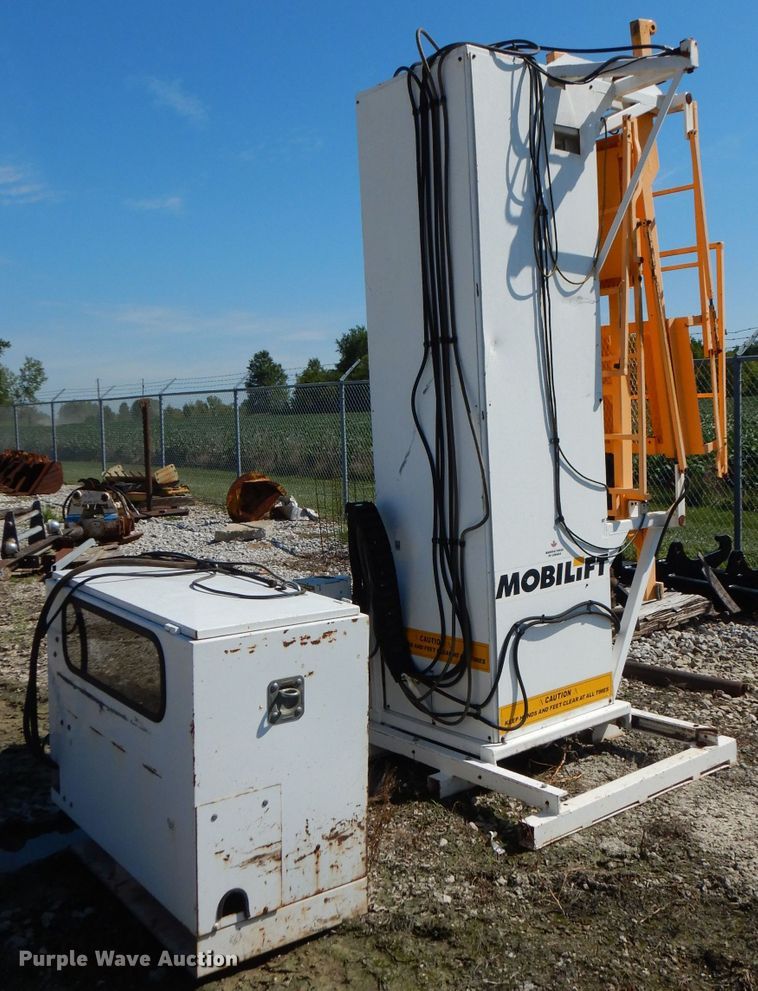 image for item FN9388 1997 Mobilift SkyBridge