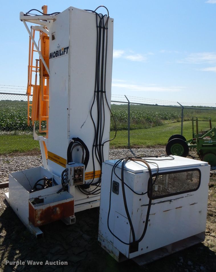 image for item FN9388 1997 Mobilift SkyBridge