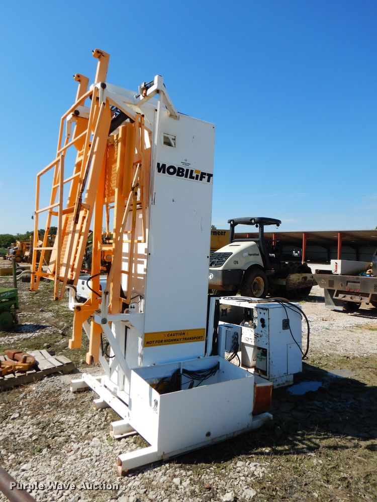 image for item FN9388 1997 Mobilift SkyBridge