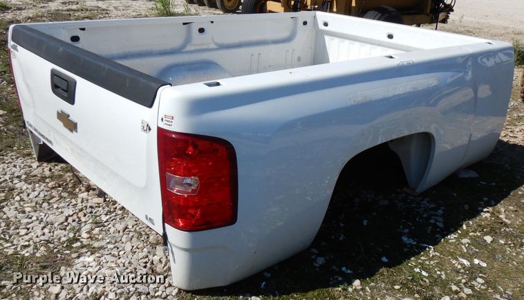 image for item FN9389 Chevrolet Silverado pickup truck bed