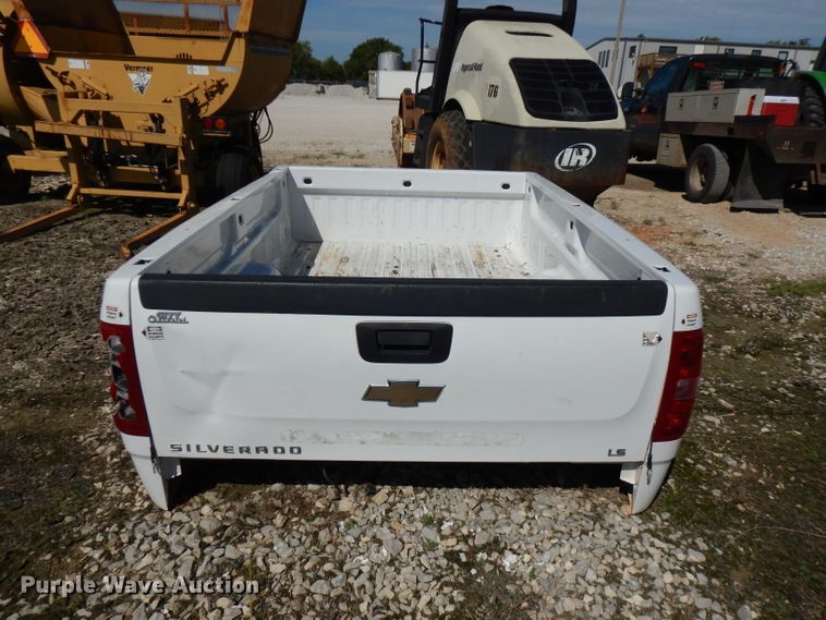 image for item FN9389 Chevrolet Silverado pickup truck bed