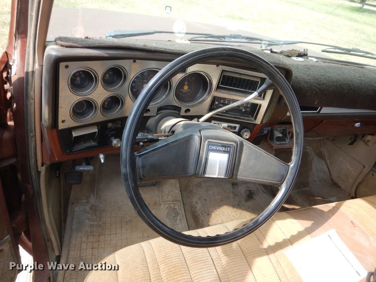 image for item FT9042 1982 Chevrolet C30  flatbed tow truck