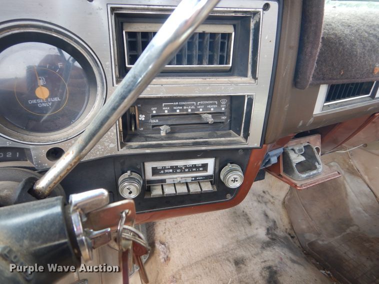 image for item FT9042 1982 Chevrolet C30  flatbed tow truck