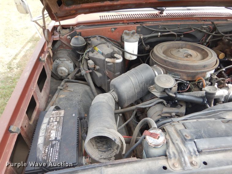 image for item FT9042 1982 Chevrolet C30  flatbed tow truck