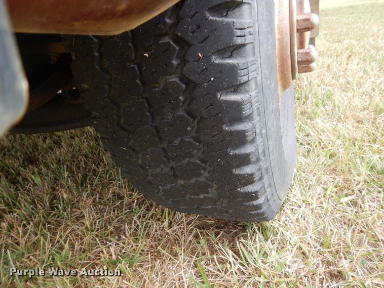 image for item FT9042 1982 Chevrolet C30  flatbed tow truck