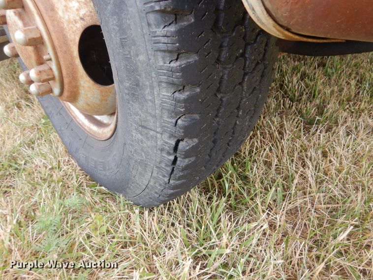 image for item FT9042 1982 Chevrolet C30  flatbed tow truck