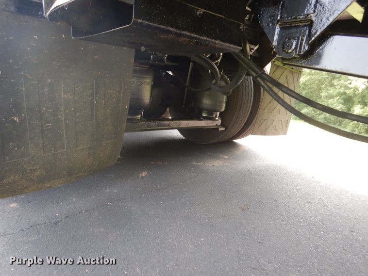 image for item FT9131 1996 Volvo WG  rollback truck