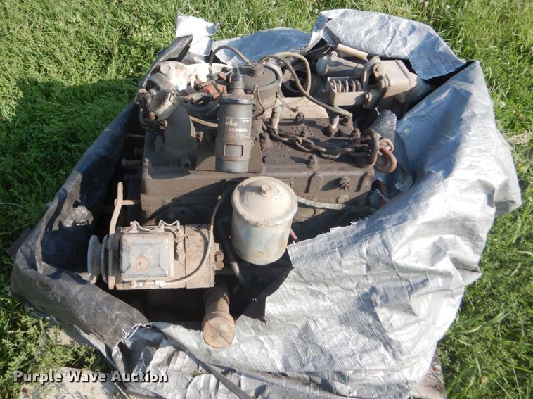 image for item FT9178 Ford four cylinder gas engine