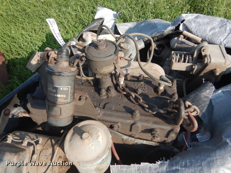 image for item FT9178 Ford four cylinder gas engine