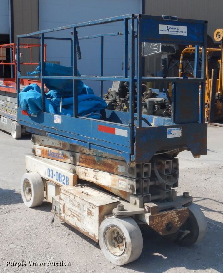 image for item FT9183 Mark Lift CH20NEP  scissor lift
