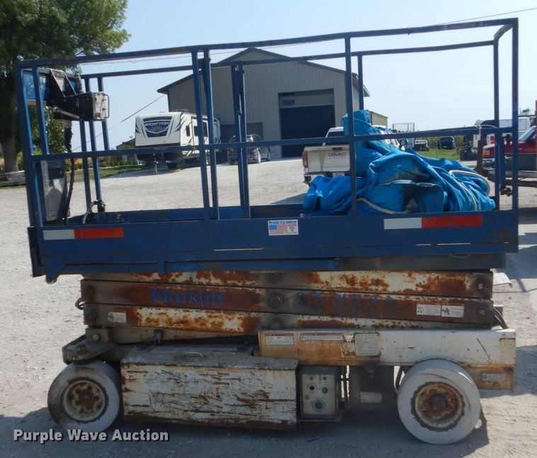 image for item FT9183 Mark Lift CH20NEP  scissor lift