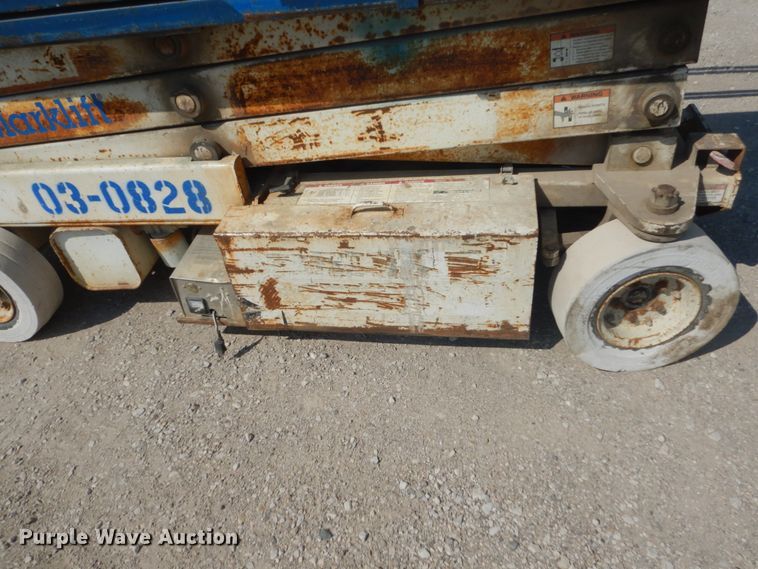 image for item FT9183 Mark Lift CH20NEP  scissor lift