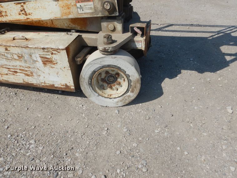 image for item FT9183 Mark Lift CH20NEP  scissor lift