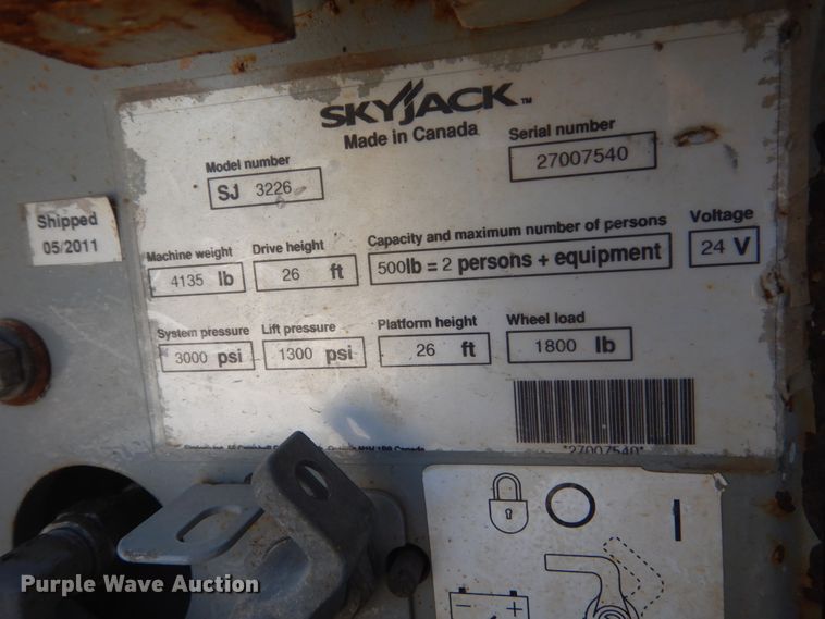 image for item FT9184 Skyjack SJIII 3226  scissor lift