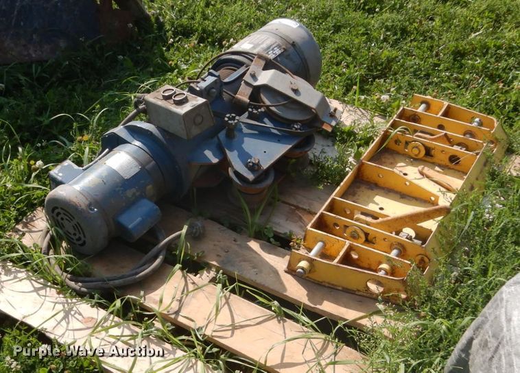 image for item FT9187 American Chain and Cable Co. L4234 winch