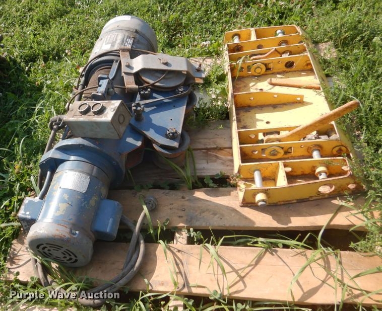 image for item FT9187 American Chain and Cable Co. L4234 winch