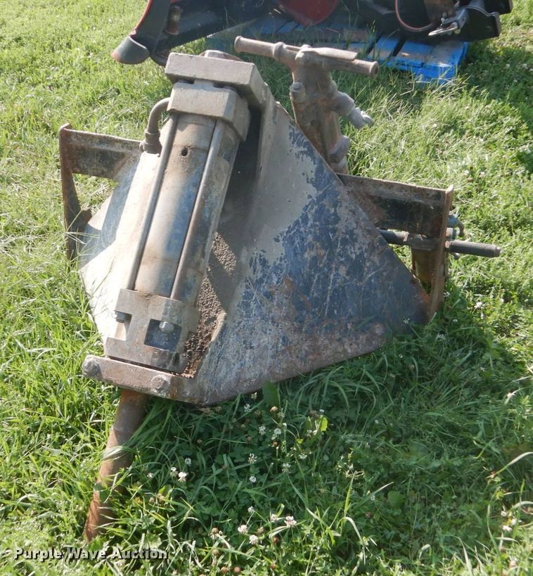 image for item FT9188 Skid steer breaker