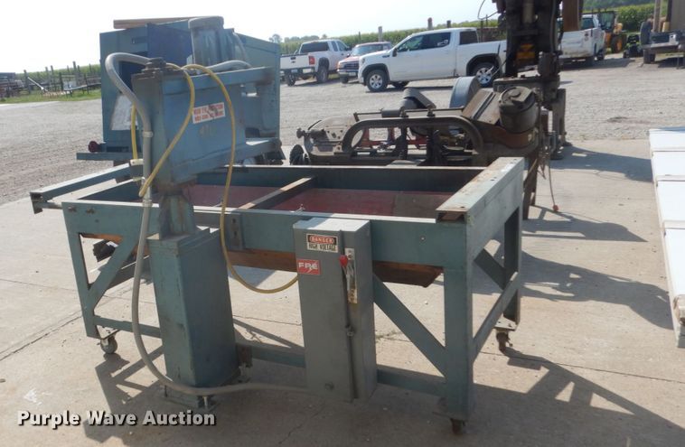 image for item FT9194 Ace router table