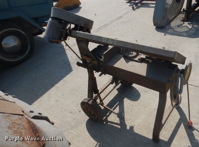 image for item FT9195 (2) metal bandsaws