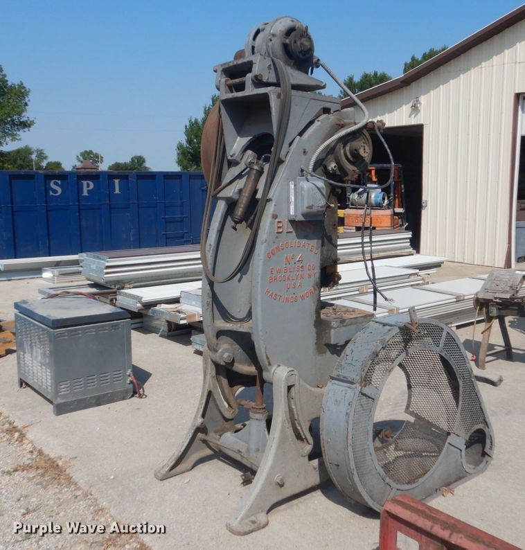 image for item FT9196 Bliss No. 4 press punch