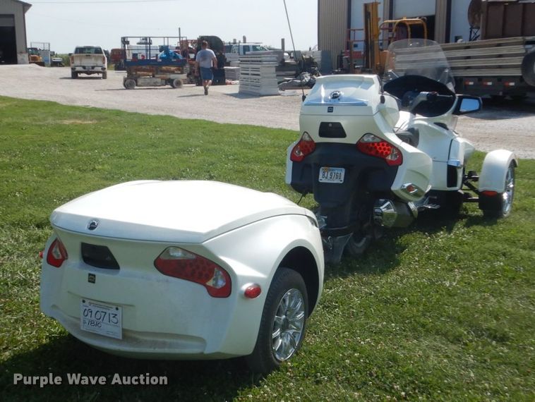 image for item FT9197 2012 Can-am Spyder RTT motorcycle