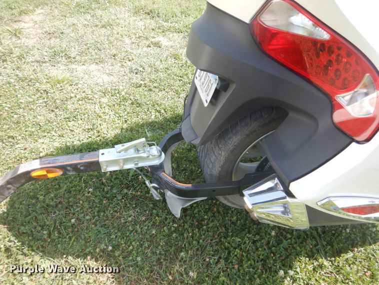 image for item FT9197 2012 Can-am Spyder RTT motorcycle