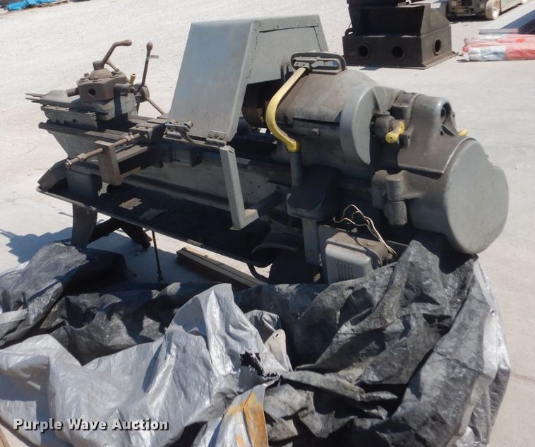 image for item FT9199 South Bend metal lathe