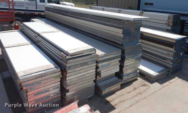 image for item FT9201 Overhead door panels