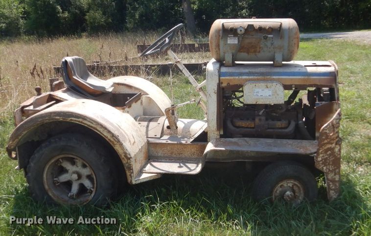 image for item FT9203 Aircraft tug