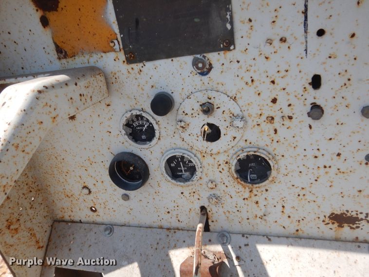 image for item FT9203 Aircraft tug