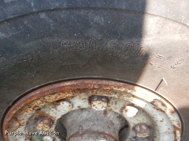 image for item FT9203 Aircraft tug