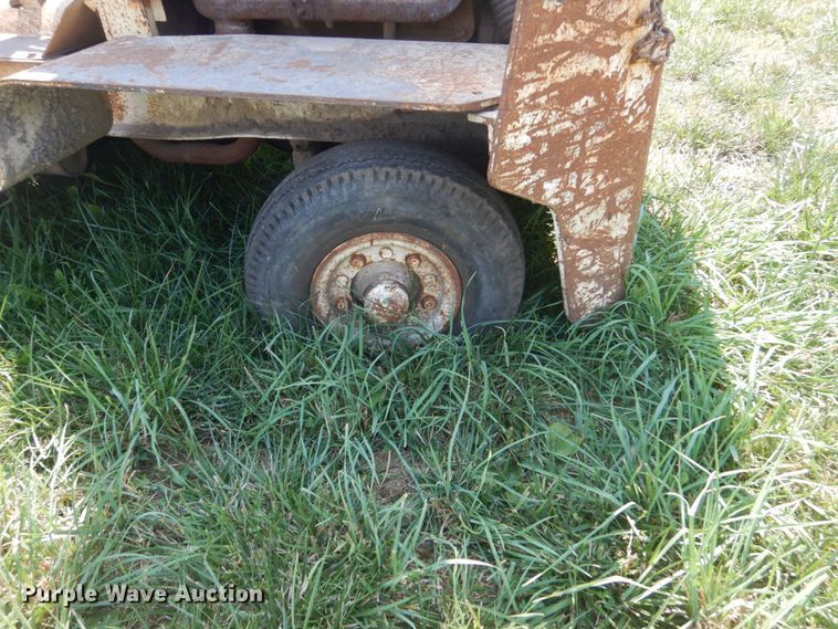 image for item FT9203 Aircraft tug