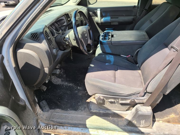 image for item FX9512 2007 Chevrolet Silverado 1500  Ext. Cab pickup truck