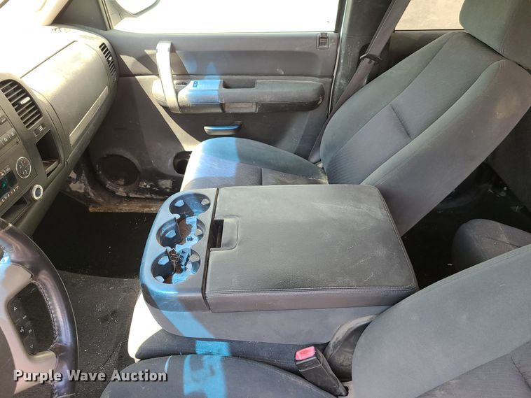 image for item FX9512 2007 Chevrolet Silverado 1500  Ext. Cab pickup truck