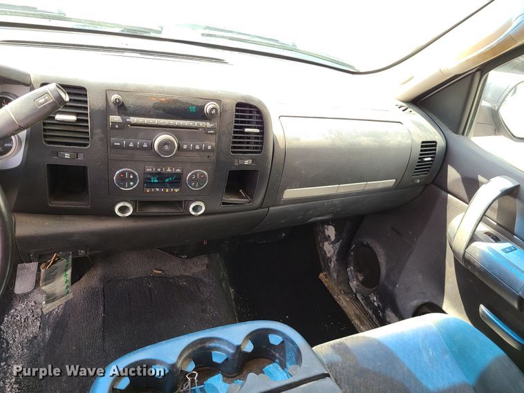 image for item FX9512 2007 Chevrolet Silverado 1500  Ext. Cab pickup truck