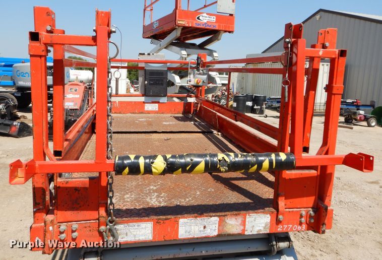 image for item FY9229 Skyjack SJIII 4830  scissor lift