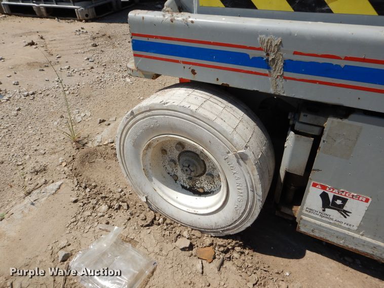 image for item FY9229 Skyjack SJIII 4830  scissor lift