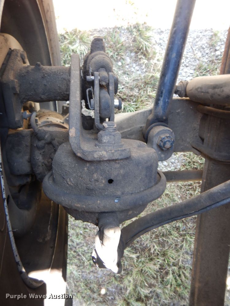 image for item GM9134 2008 Ford F750 Super Duty  utilty truck